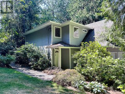 2423 Galland Rd, House other with 4 bedrooms, 3 bathrooms and 3 parking in Shawnigan Lake BC | Image 2