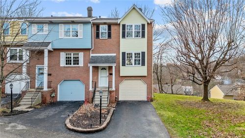 1618 Calico Ct, Bethel Park, PA, 15102-3110 | Card Image