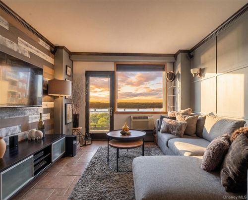 apt-20l-5800 Arlington Ave, Bronx, NY, 10471-1422 | Card Image