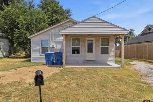 412 Gibson St, Winnsboro, TX, 75494-2412 | Card Image