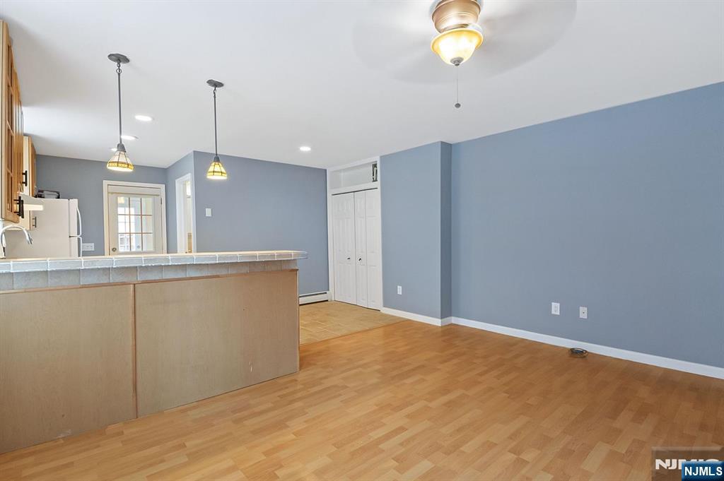 Residential Lease in Kearny
