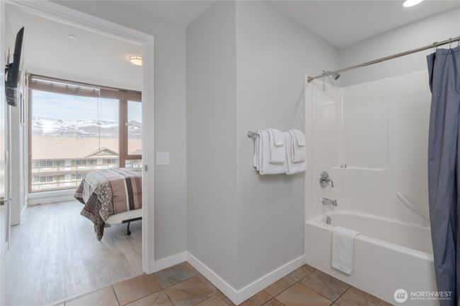 The luxe comforts and all the modern amenities that are part of this package deal are so fantastic! | Image 17