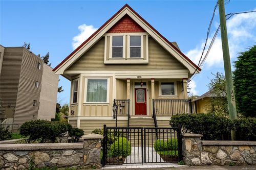 3-1376 Pandora Ave, Victoria, BC, V8R1A3 | Card Image