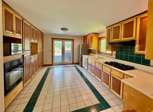 221 Plateau Rd, House other with 3 bedrooms, 3 bathrooms and null parking in East Calais VT | Image 5