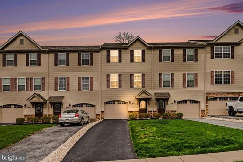 48-354 Weatherstone Dr, NEW CUMBERLAND, PA, 17070-2881 | Card Image
