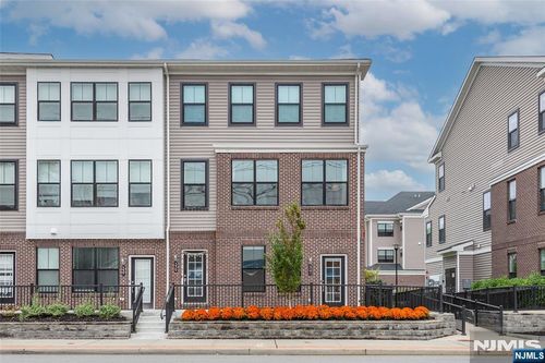 341 Main, Little Falls, NJ, 07424 | Card Image