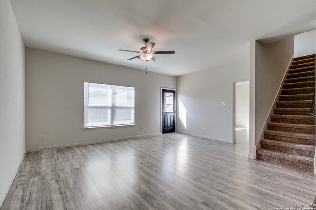 10818 Monterey Pike, House other with 5 bedrooms, 3 bathrooms and null parking in Converse TX | Image 7