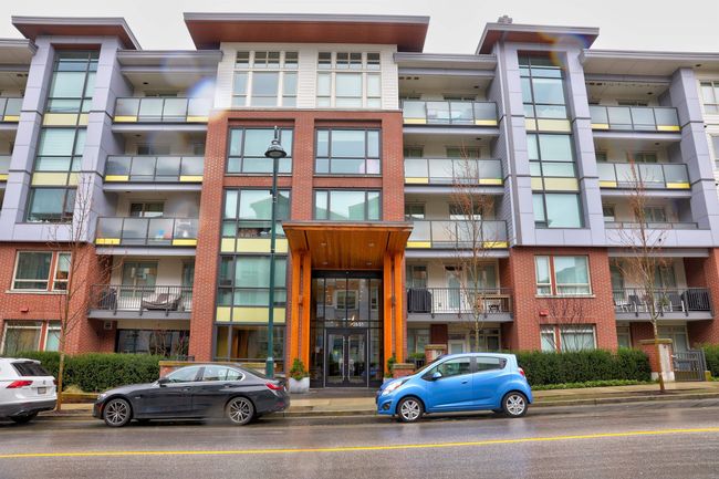 507 - 2651 Library Lane, Condo with 2 bedrooms, 2 bathrooms and 1 parking in North Vancouver BC | Image 2