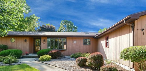 105 N Aspen Dr, Cortland, IL, 60112-4002 | Card Image