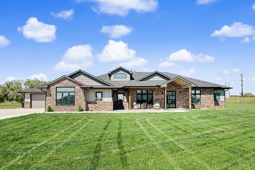 104 N Estes St, Garden Plain, KS, 67050-8912 | Card Image
