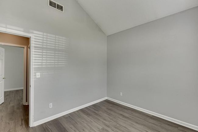 2464 Laurelfield Dr, House other with 3 bedrooms, 2 bathrooms and null parking in Grayson GA | Image 5