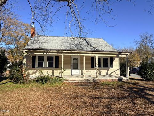 104 Davis St, Greenville, NC, 27834-1831 | Card Image