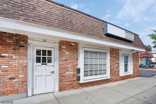 22 Lakeside Ave, Pompton Lakes, NJ, 07442-1716 | Card Image