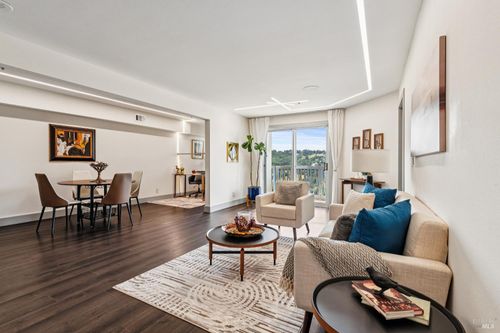412-100 Thorndale Dr, San Rafael, CA, 94903-4582 | Card Image