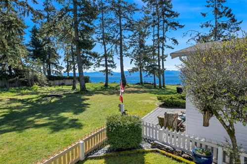 21-7871 W Coast Rd, Sooke, BC, V9Z0R6 | Card Image