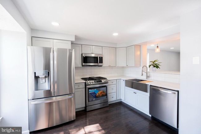 18 Regency Dr, Townhouse with 2 bedrooms, 3 bathrooms and null parking in Mount Holly NJ | Image 5