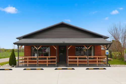 8040 E 500 S, Wolcottville, IN, 46795-8785 | Card Image