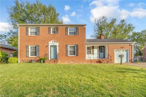 84 Shannon Dr, Newport News, VA, 23608-3125 | Card Image