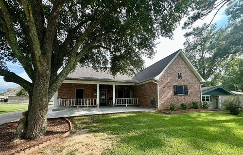 409 Pine St, Welsh, LA, 70591-4905 | Card Image