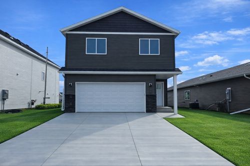 3734 33rd St S, Moorhead, MN, 56560 | Card Image