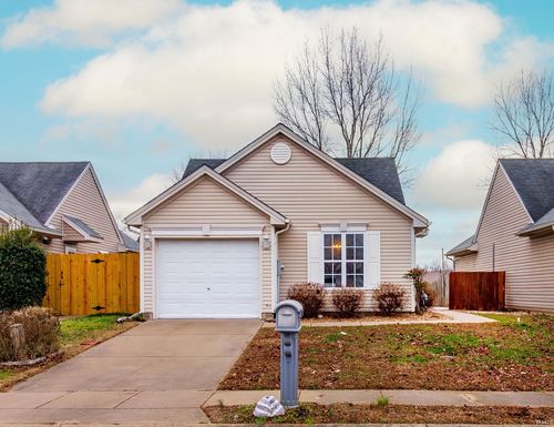 10000 Galleon Ct, Evansville, IN, 47725-8177 | Card Image