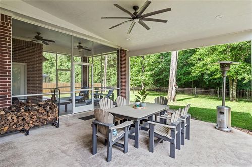 143 Park Way, Montgomery, TX, 77356-9039 | Card Image