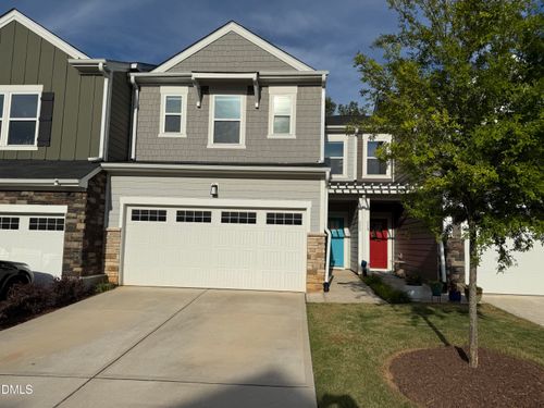 111 Golden Gate Ln, Chapel Hill, NC, 27516-7256 | Card Image