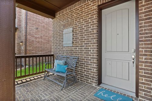 1016 Lone Ivory Trl, Arlington, TX, 76005-1126 | Card Image