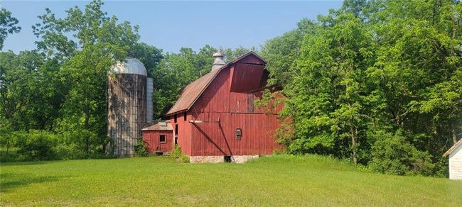 N3598 Nichols Rd, House other with 4 bedrooms, 2 bathrooms and null parking in Black River Falls WI | Image 11
