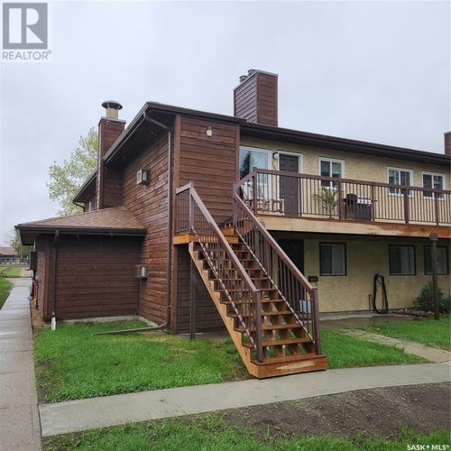 208d-1350 Gordon Rd, Moose Jaw, SK, S6H7R9 | Card Image
