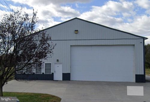205 East St, HARRINGTON, DE, 19952-3372 | Card Image