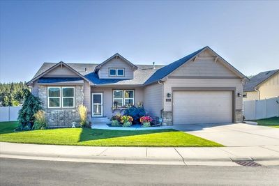 4621 S Lapwai Dr, Home with 4 bedrooms, 2 bathrooms and null parking in Spokane Valley WA | Image 1