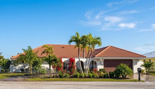 918 Messina Dr, PUNTA GORDA, FL, 33950-6543 | Card Image