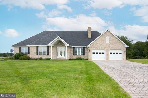 960 Teeter Rd, LITTLESTOWN, PA, 17340-9004 | Card Image