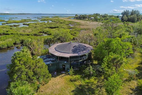 10501 Pine Island Drive, WEEKI WACHEE, FL, 34607 | Card Image