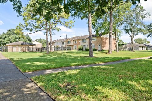 3836 Laura Leigh Dr, Friendswood, TX, 77546-4159 | Card Image