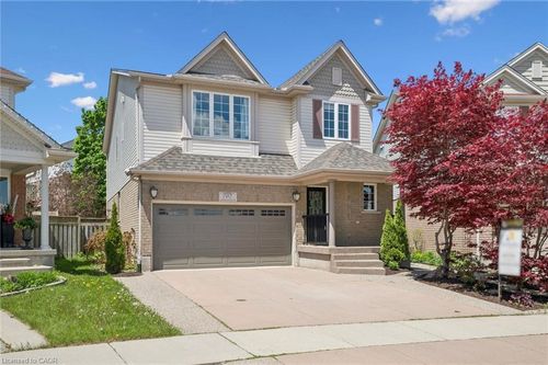 707 Commonwealth Cres, Kitchener, ON, N2E4J8 | Card Image