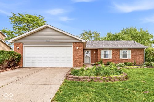 11604 E 75th St, Indianapolis, IN, 46236-8447 | Card Image