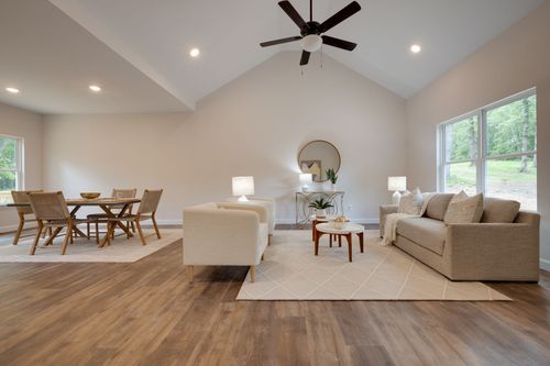 766 Billy Wynn Rd, Dickson, TN, 37055-4257 | Card Image