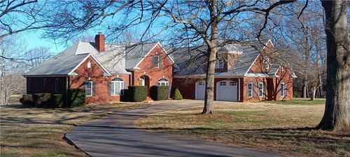 6535 Midway Rd, williamston, SC, 29697-9729 | Card Image