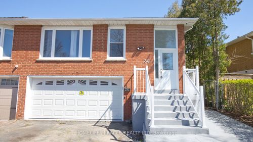 38 Medici Pl, Brampton, ON, L6S3C6 | Card Image