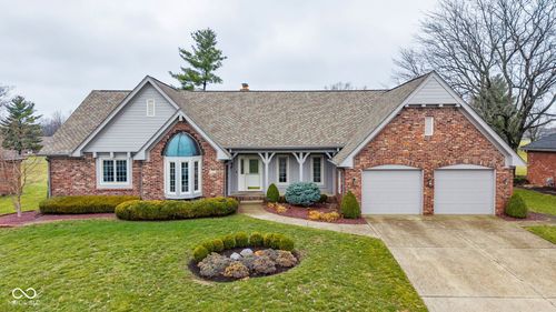 3170 Greensview Dr, Greenwood, IN, 46143-9577 | Card Image