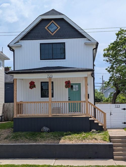 723 Stewart Ave, Columbus, OH, 43206-2975 | Card Image
