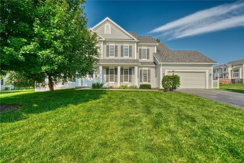 7 Mckenna Trail, Penfield, NY, 14526 | Card Image