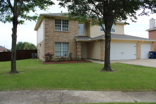218 Jacob Ct, Glenn Heights, TX, 75154-3868 | Card Image