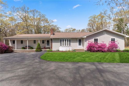 34 Smith St, Rehoboth, MA, 02769-2704 | Card Image
