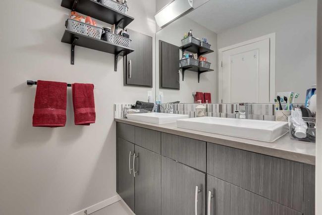 311 Ascot Circle Sw, Home with 2 bedrooms, 1 bathrooms and 2 parking in Calgary AB | Image 22