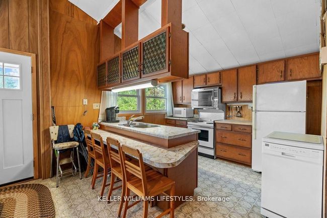 7403 Sanderson Rd, House other with 4 bedrooms, 1 bathrooms and 4 parking in Port Franks ON | Image 9