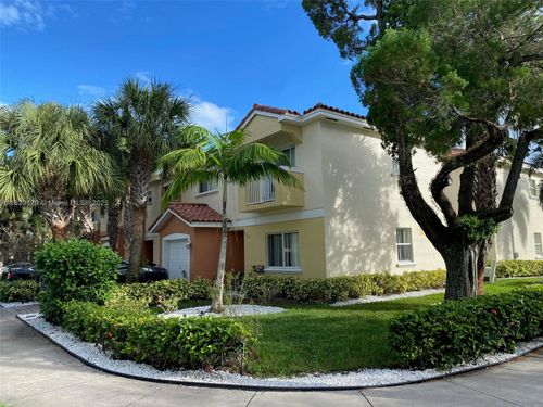 1-202 Nw 14th Ave, Fort Lauderdale, FL, 33311-8992 | Card Image