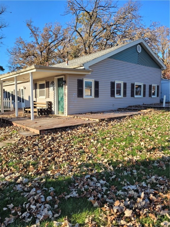 165th St, Creston, IA 50801